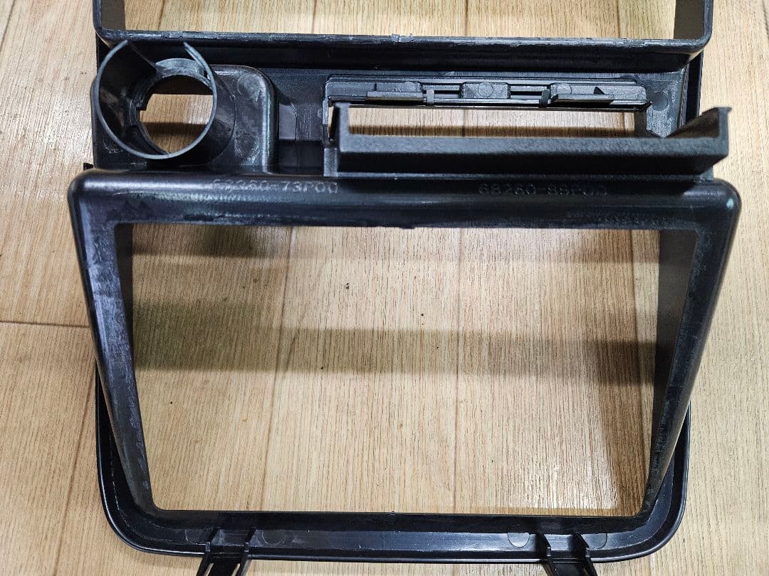 日産テラノ　センターコンソールパネル　D21 D22