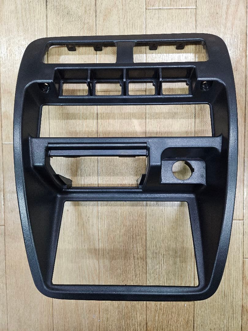 日産テラノ　センターコンソールパネル　D21 D22