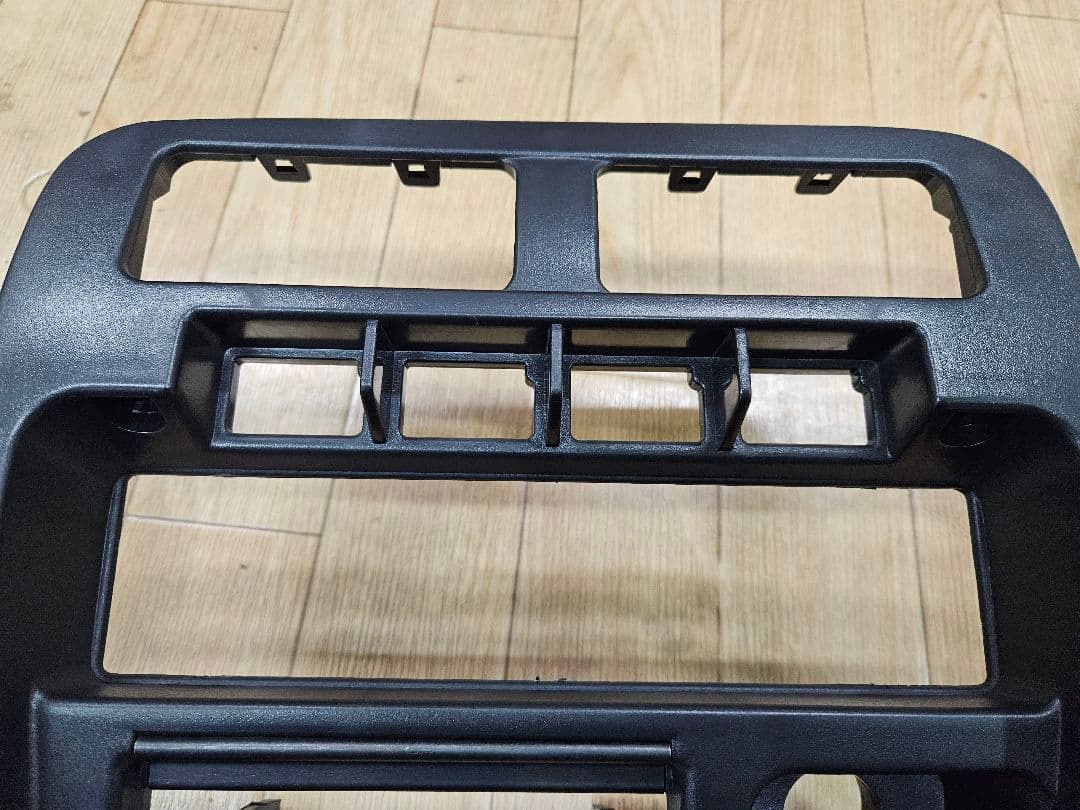 日産テラノ　センターコンソールパネル　D21 D22