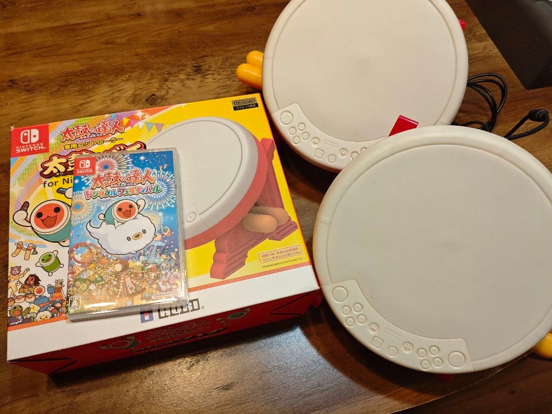 太鼓の達人 ドンダフルフェスティバル 専用コントローラー太鼓とバチ×2　セット