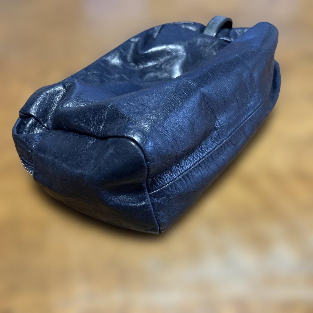 美品）m0851 レザー クラッチ／ポーチ ネイビー 約25cm