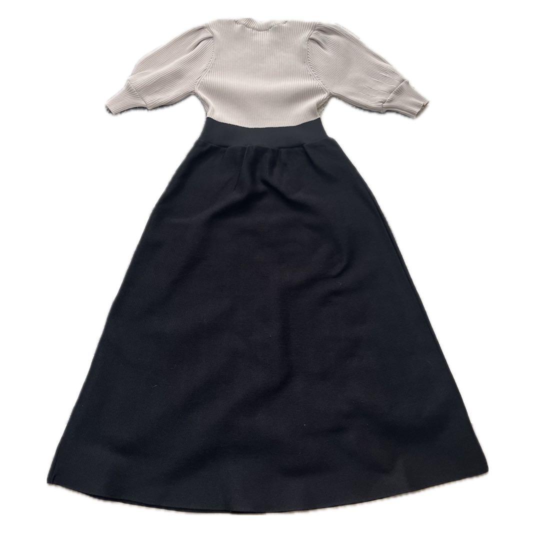 BARNEYS NEW YORK ニットワンピース　Aライン　フレア　半袖