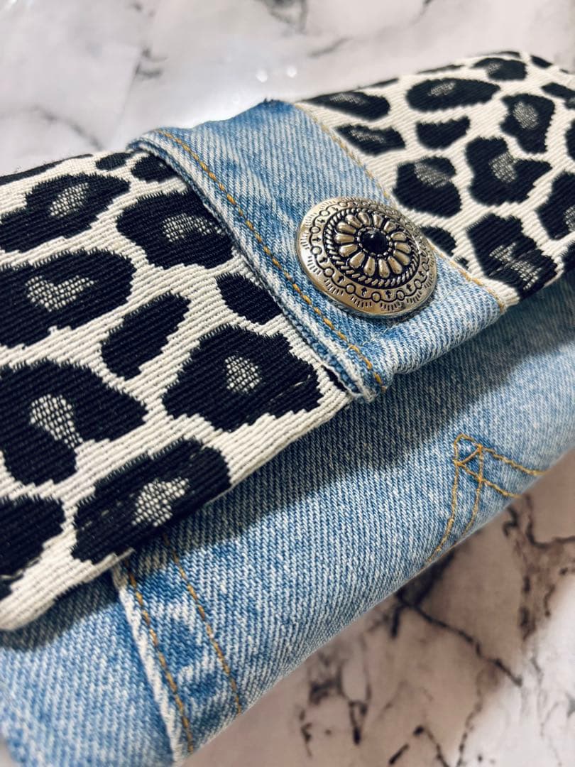 デニムリメイク　豹柄　財布
