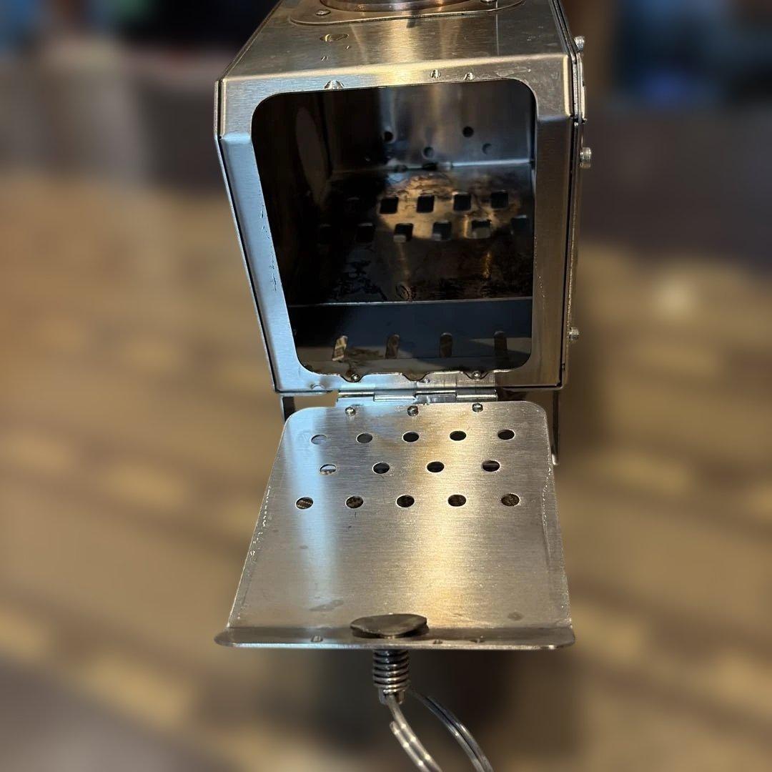 薪ストーブ軽量ステンレスキャンプストーブ、持ち運び便利、アウトドア調理に最適