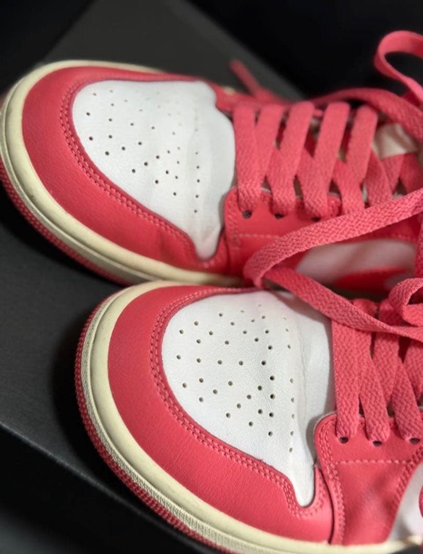 Nike Air Jordan 1 ピンク/ホワイト ハイカット