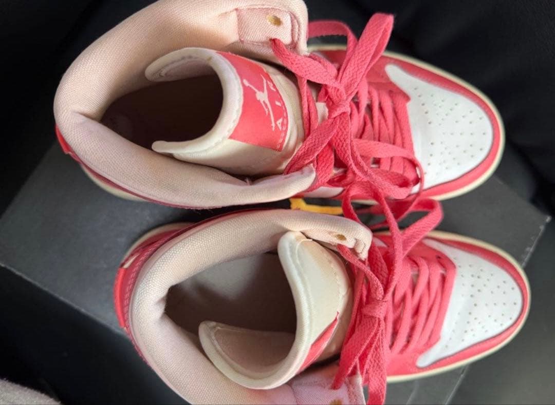 Nike Air Jordan 1 ピンク/ホワイト ハイカット