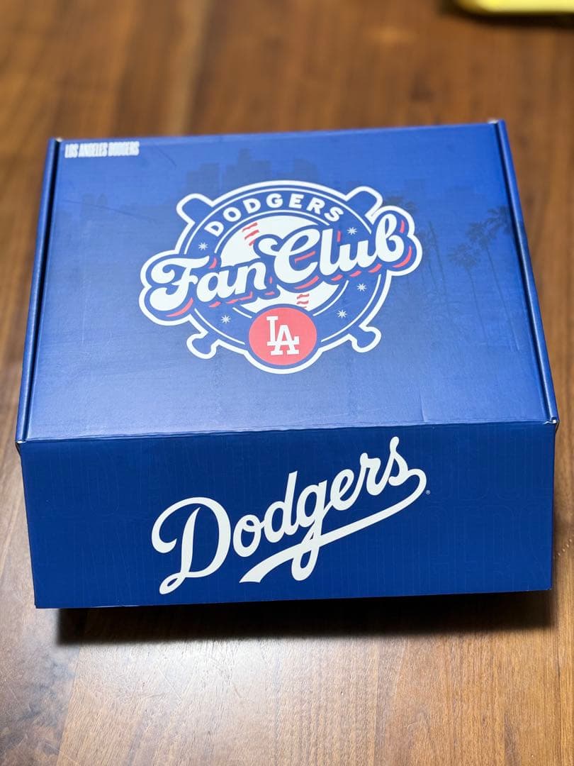 格安　ドジャースファンクラブ 入会記念グッズ一式ボブルヘッド入り