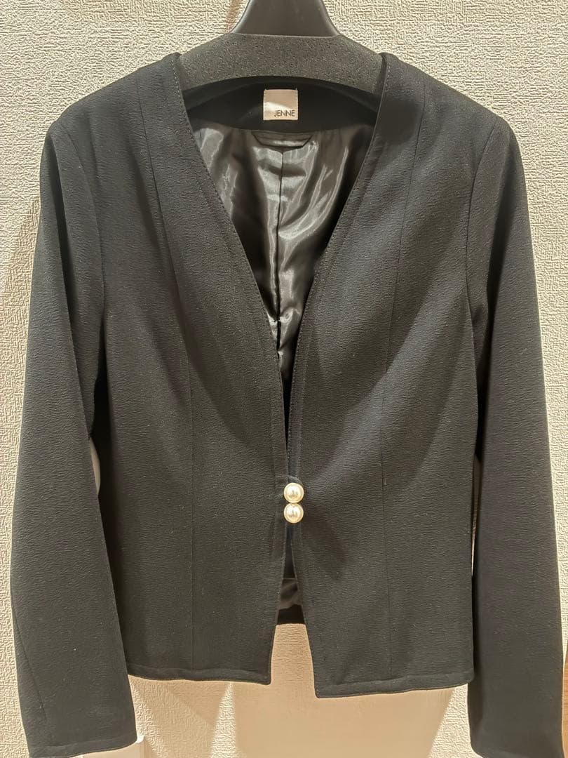 【JENNE】パールボタンノーカラージャケット