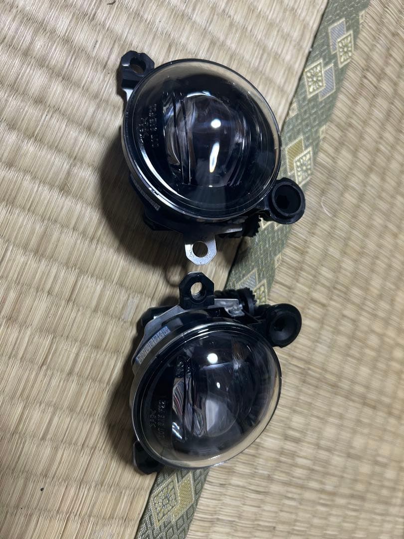 信玄 LEDフォグランプユニット プロジェクターレンズ2色切り替えLEDバルブ