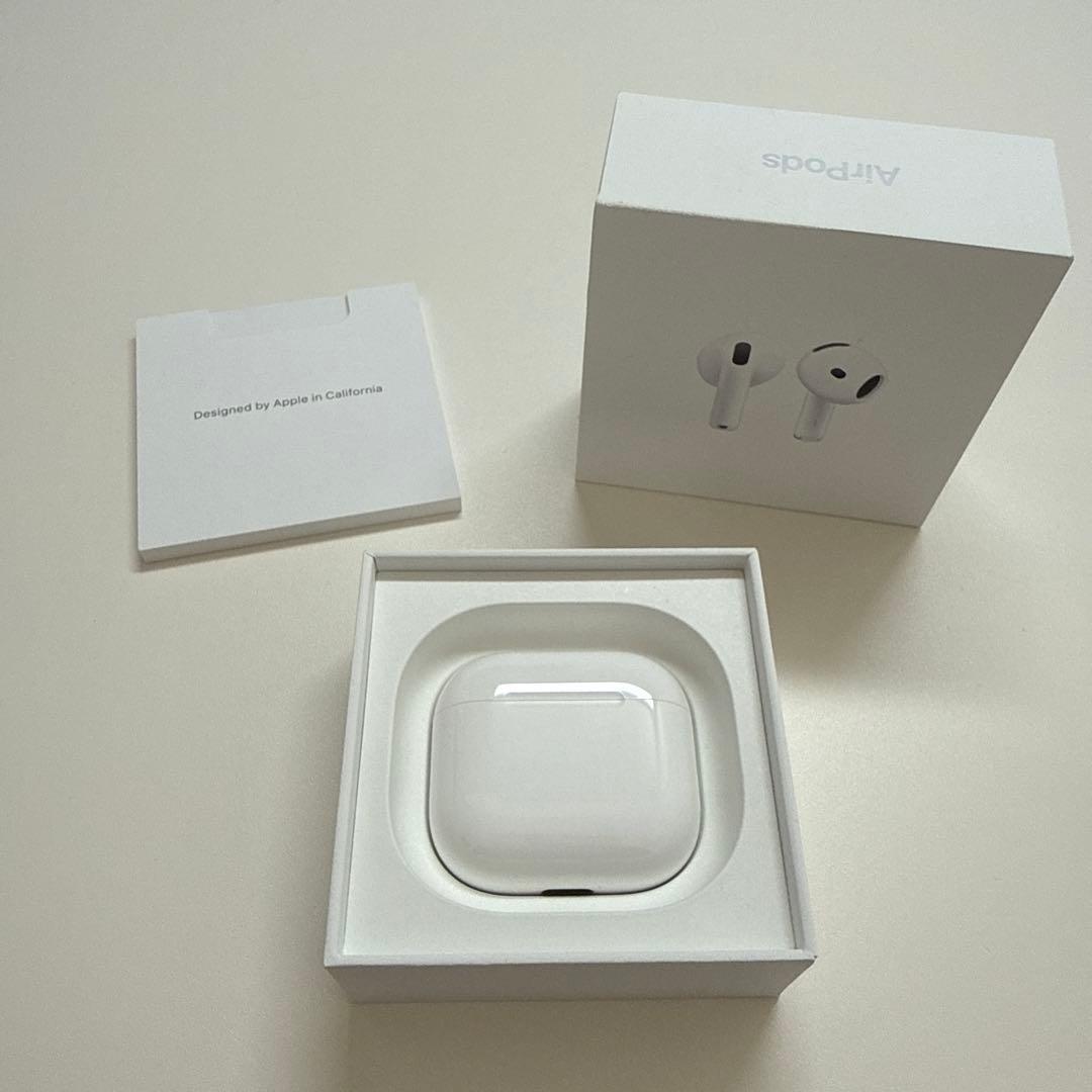 AirPods4 本体 ホワイト 充電ケース付き ノイキャン無し