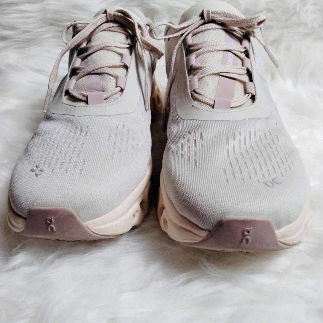 On オン クラウドモンスター スニーカー メッシュ 厚底 ピンクベージュ