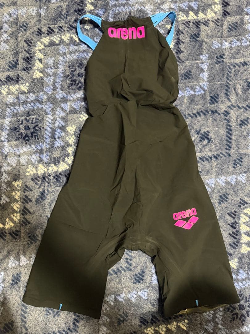 arena アクアフォースストームMF ARN4002W 黒②