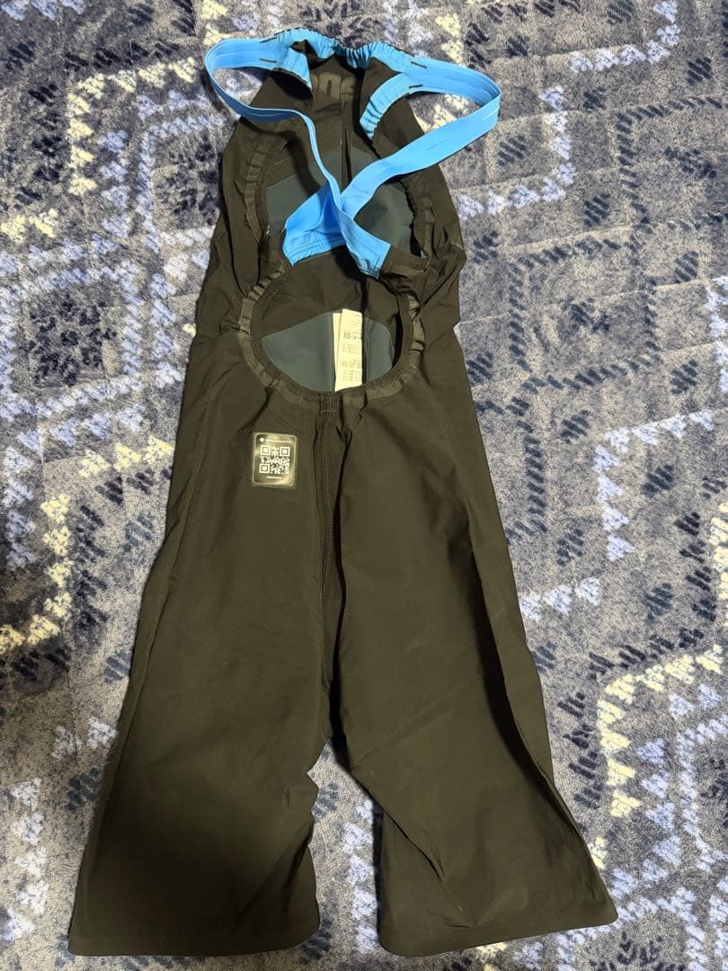 arena アクアフォースストームMF ARN4002W 黒②