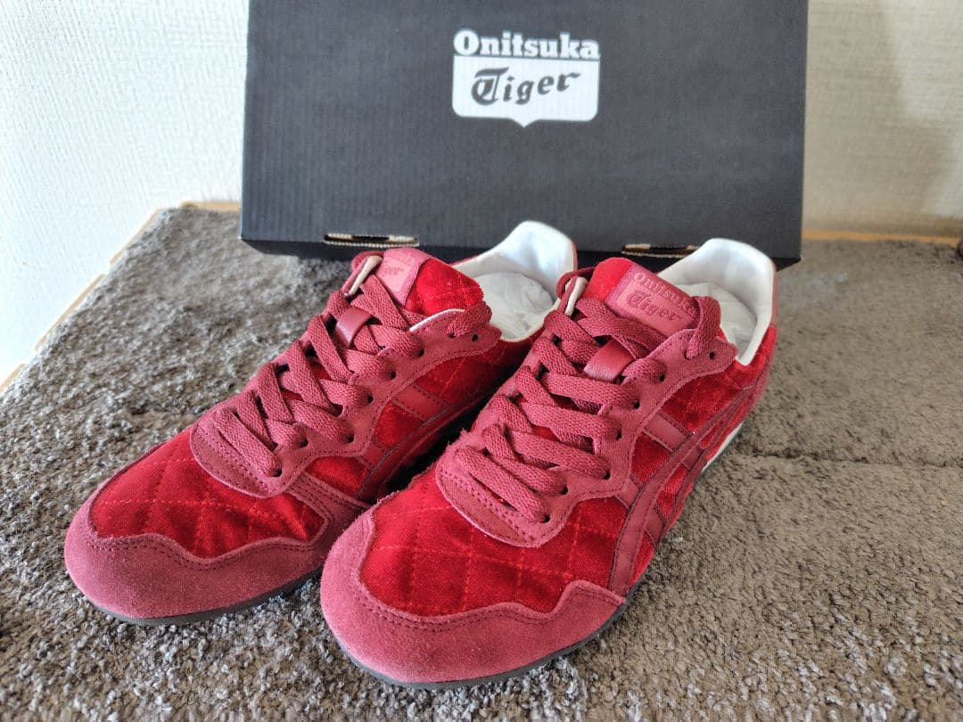 オニツカタイガー holiday SERRANO 限定品 23.5