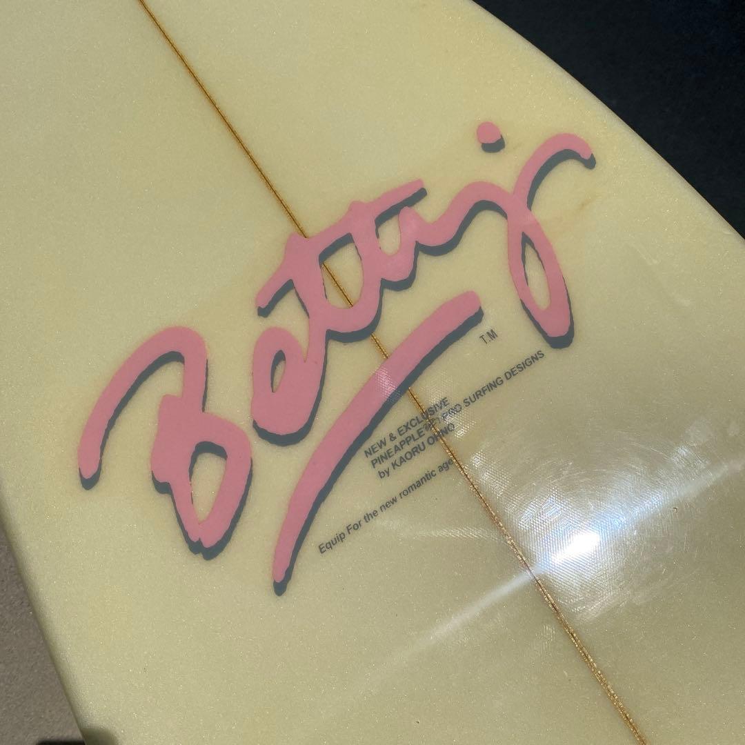 パイナップルベティーズ　ヴィンテージボード