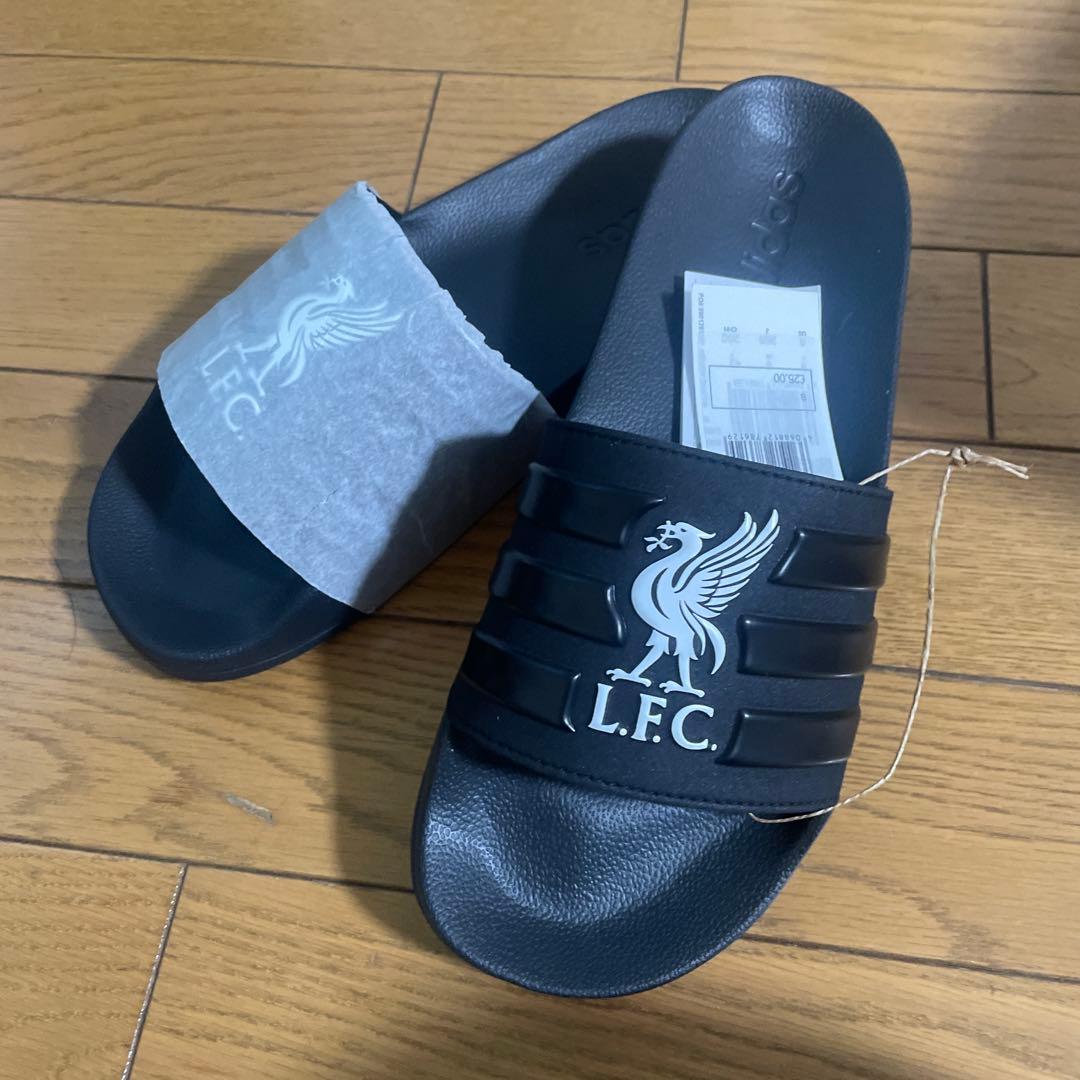 アディダス　リバプール　サンダル