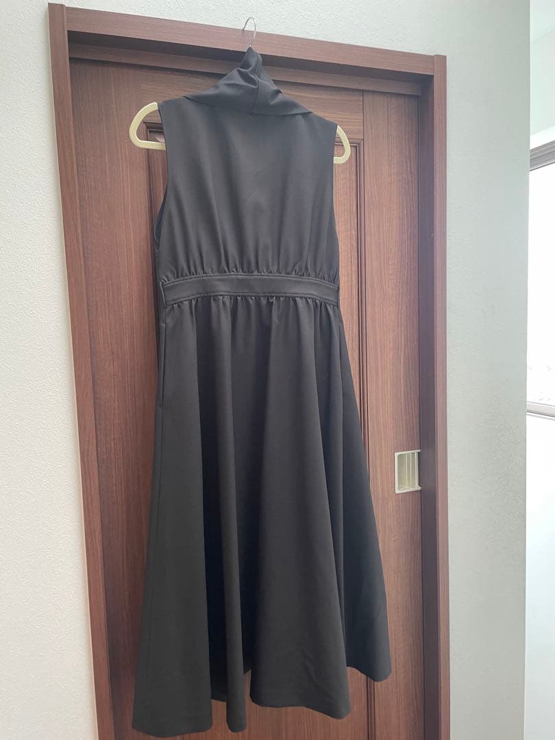 【JENNE】ショールカラーオードリーロングジレ Sサイズ