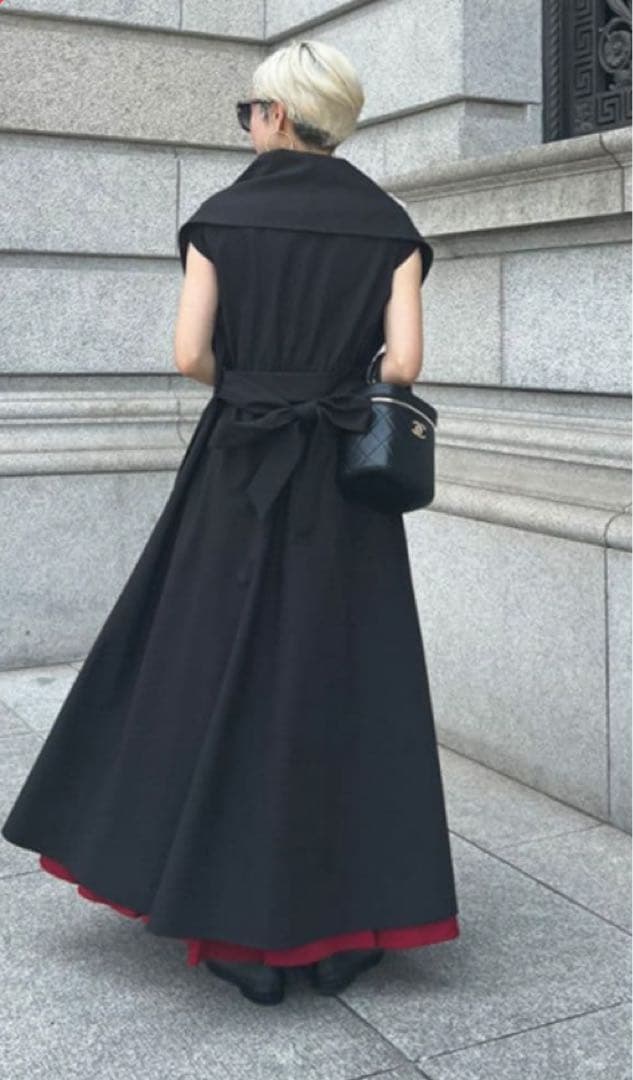 【JENNE】ショールカラーオードリーロングジレ Sサイズ