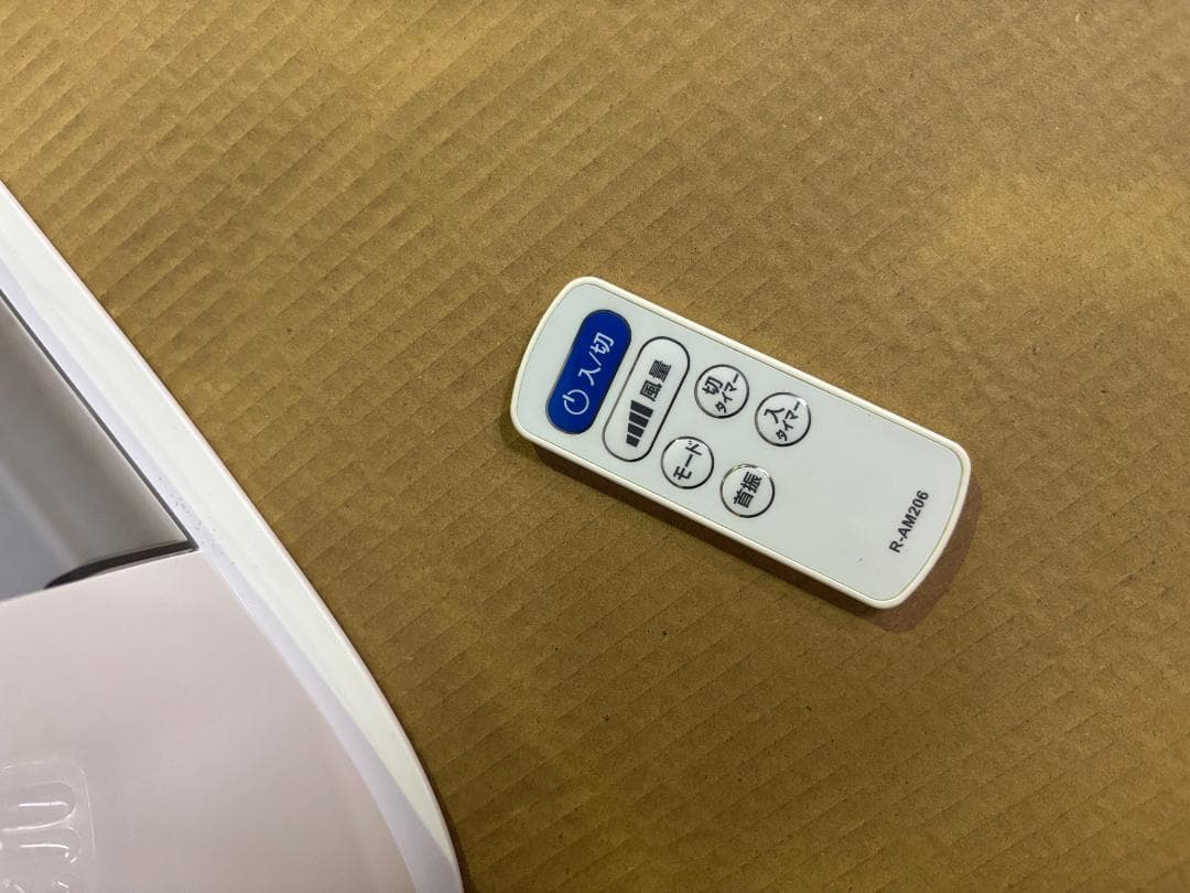 【ゆう】　2021年製　Panasonic 衣類乾燥除湿機 F-YZU60