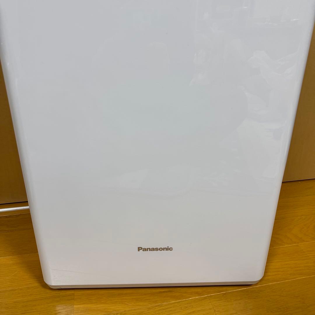 パナソニック　衣類乾燥除湿機　F-YHVX120-W