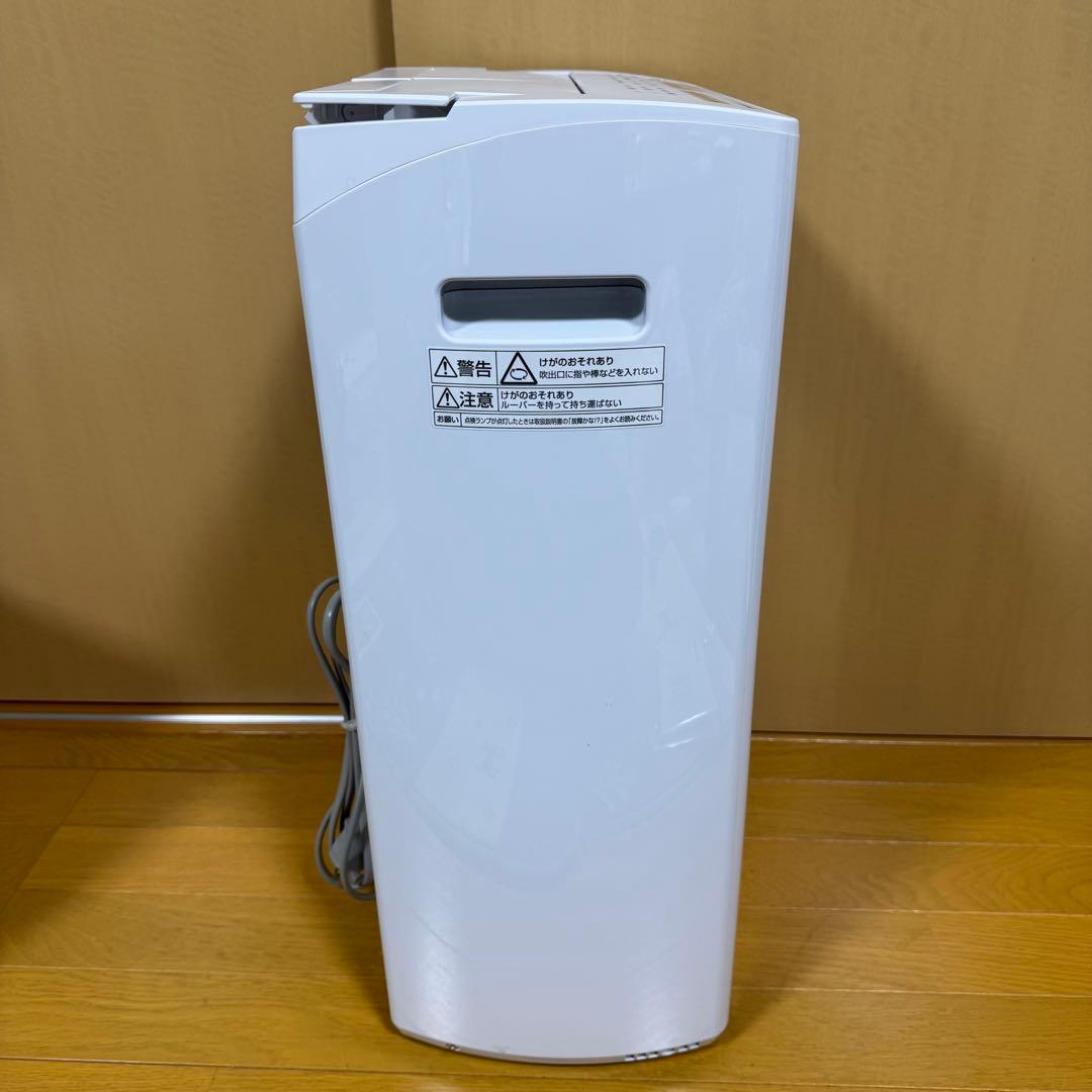パナソニック　衣類乾燥除湿機　F-YHVX120-W
