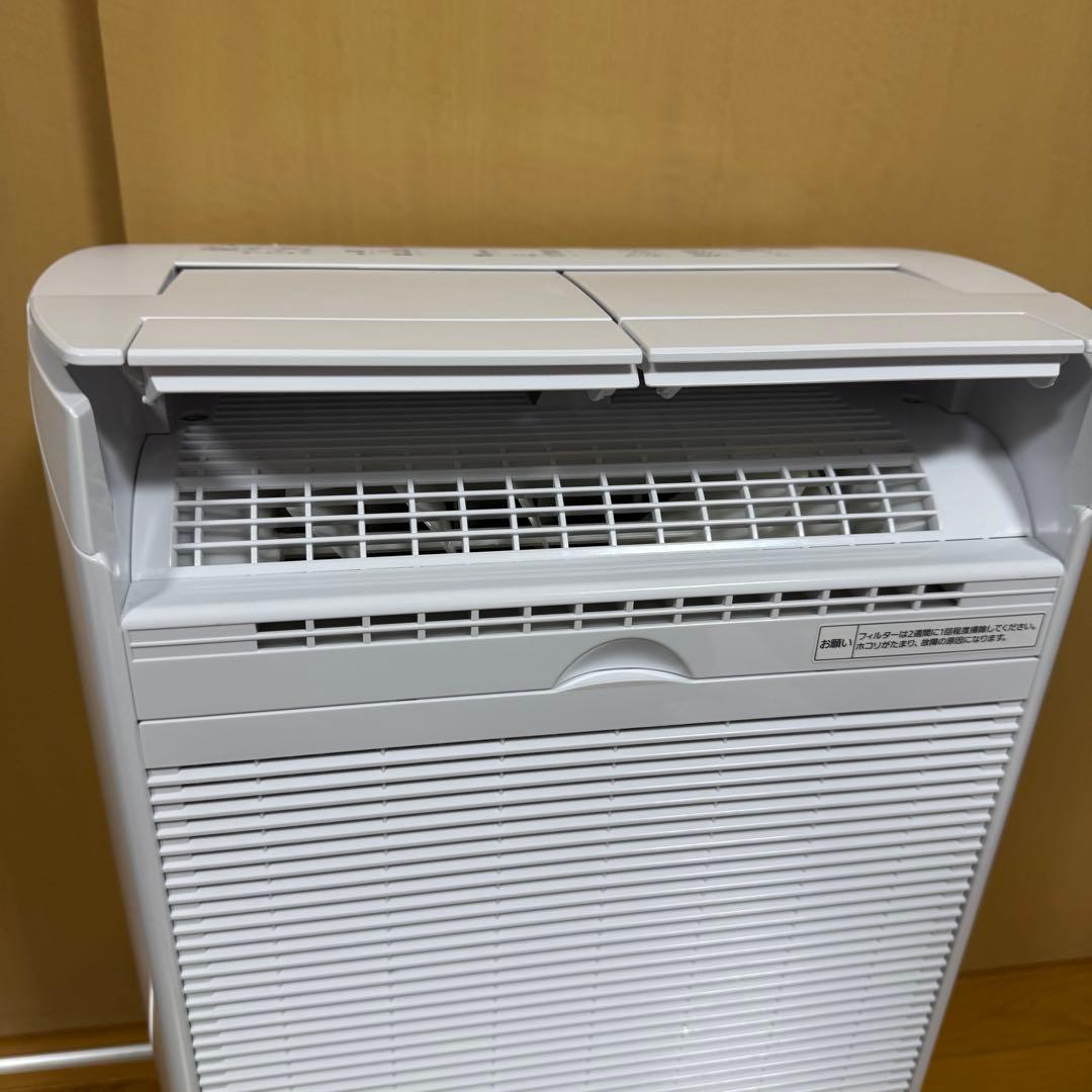 パナソニック　衣類乾燥除湿機　F-YHVX120-W