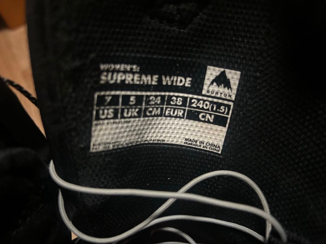 バートン SUPREMEサプリーム 24.0 スノーボードブーツ レディース