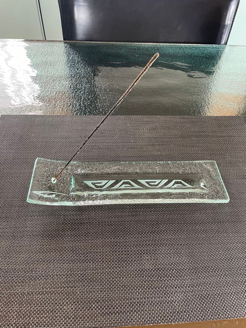 ナガール　ガラスのお香立て