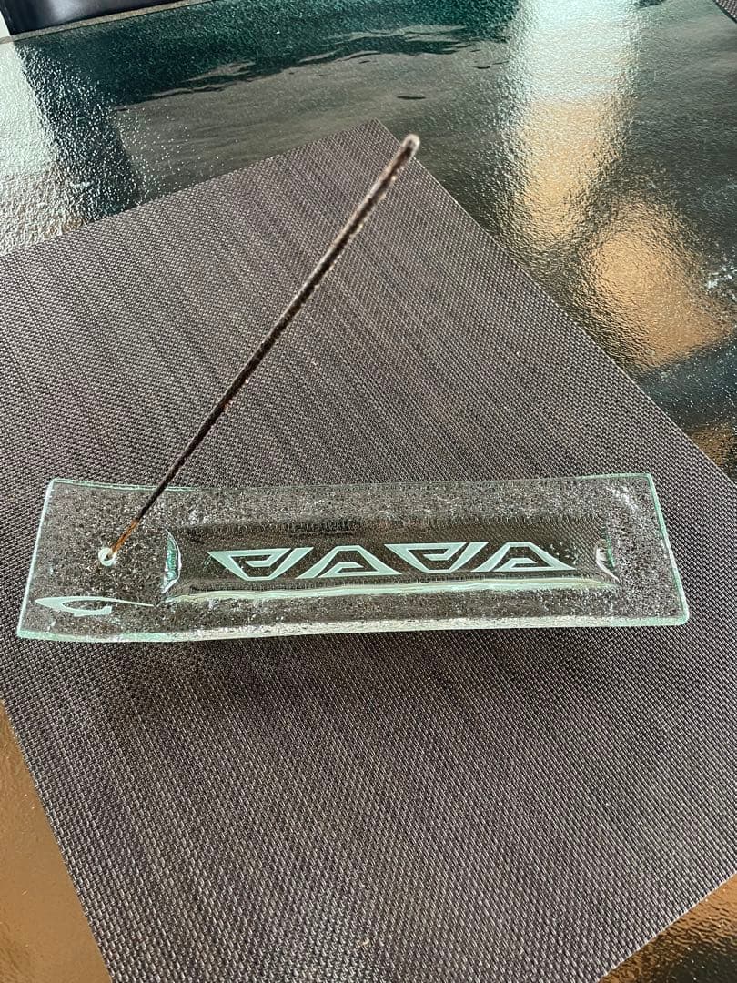 ナガール　ガラスのお香立て