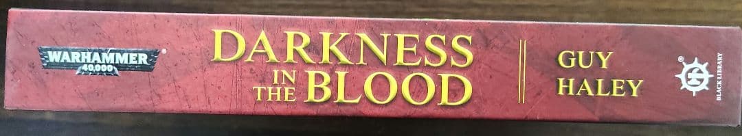 ウォーハンマー 40K 血の中の暗闇 ( 英語 )