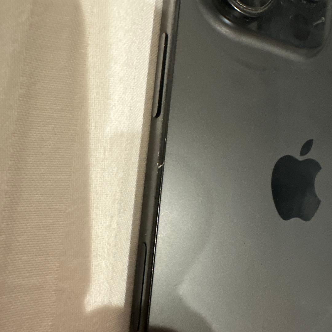 iPhone16pro 128GB ブラックチタニウム