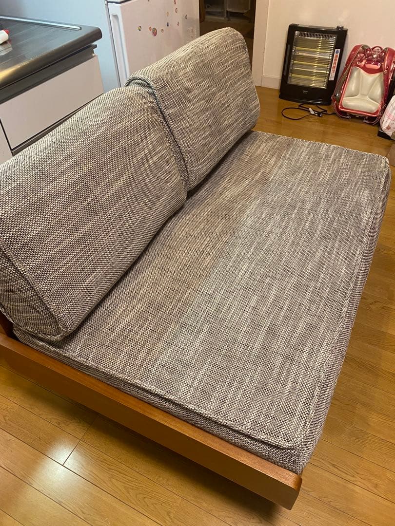 近隣地域限定　送料無料　unico アルベロ　2人掛けソファー