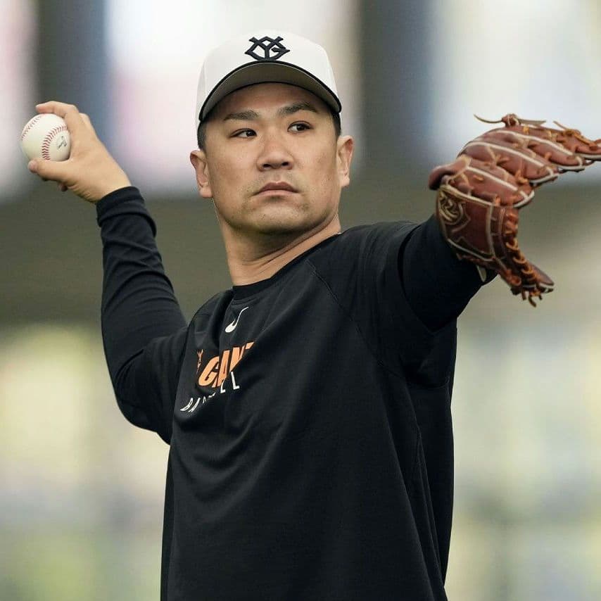 2025 ジャイアンツ　キャンプ配布　帽子　キャップ　タオル　読売巨人軍　巨人