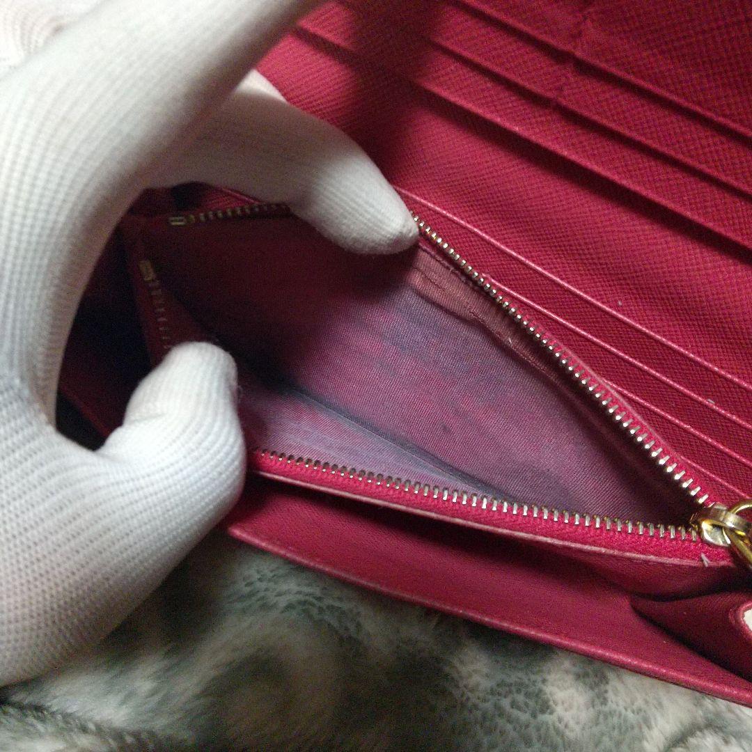 PRADA サフィアーノ三角ロゴ 長財布レッド系