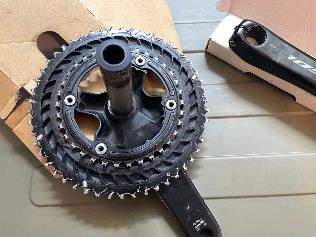 Shimano 105 クランクセット ブラック