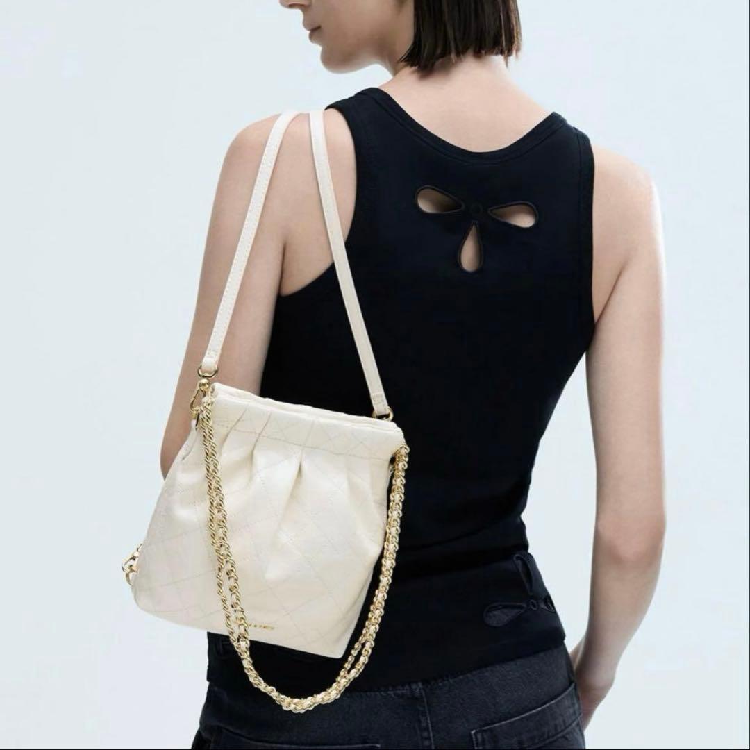 CHARLES & KEITH Duo チェーンハンドルツーウェイバックパック