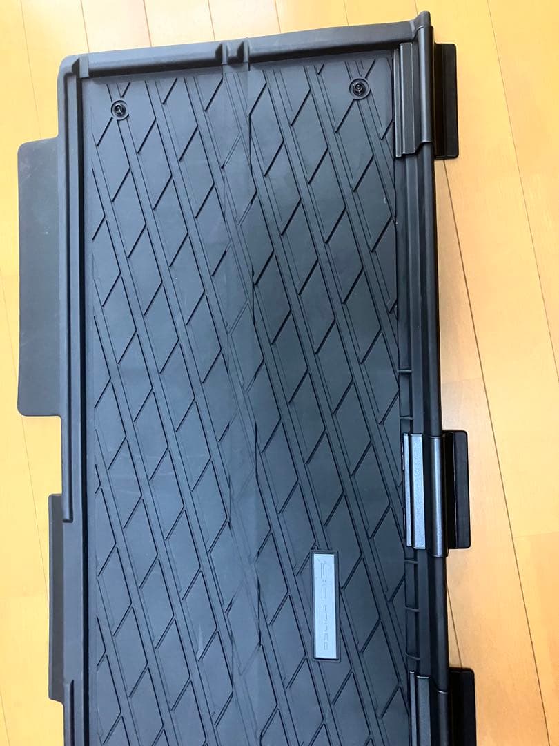 デリカ D:5 純正オプション　マルチラグマット