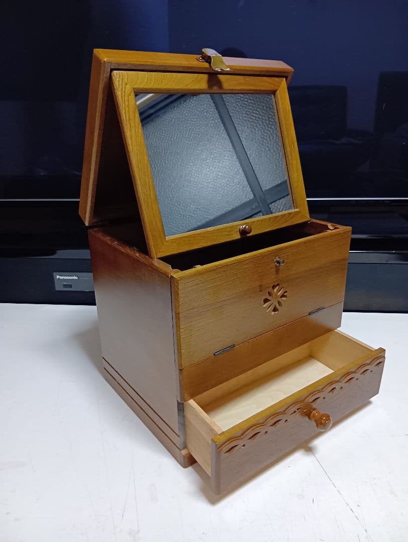 パリの雑貨屋　クラッチ　引き出し　ウッド　メイク　ボックス　美品