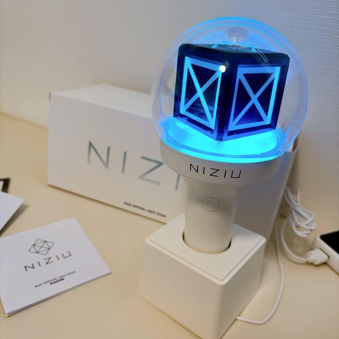 早い者勝ち‼️NiziU 公式ペンライトOFFICIAL LIGHT STICK