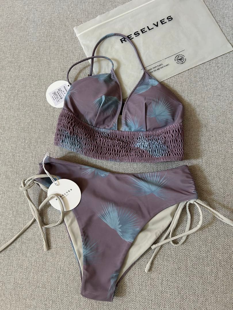 2025新作！新品タグ付き！RESELVES ビキニ　上下セット