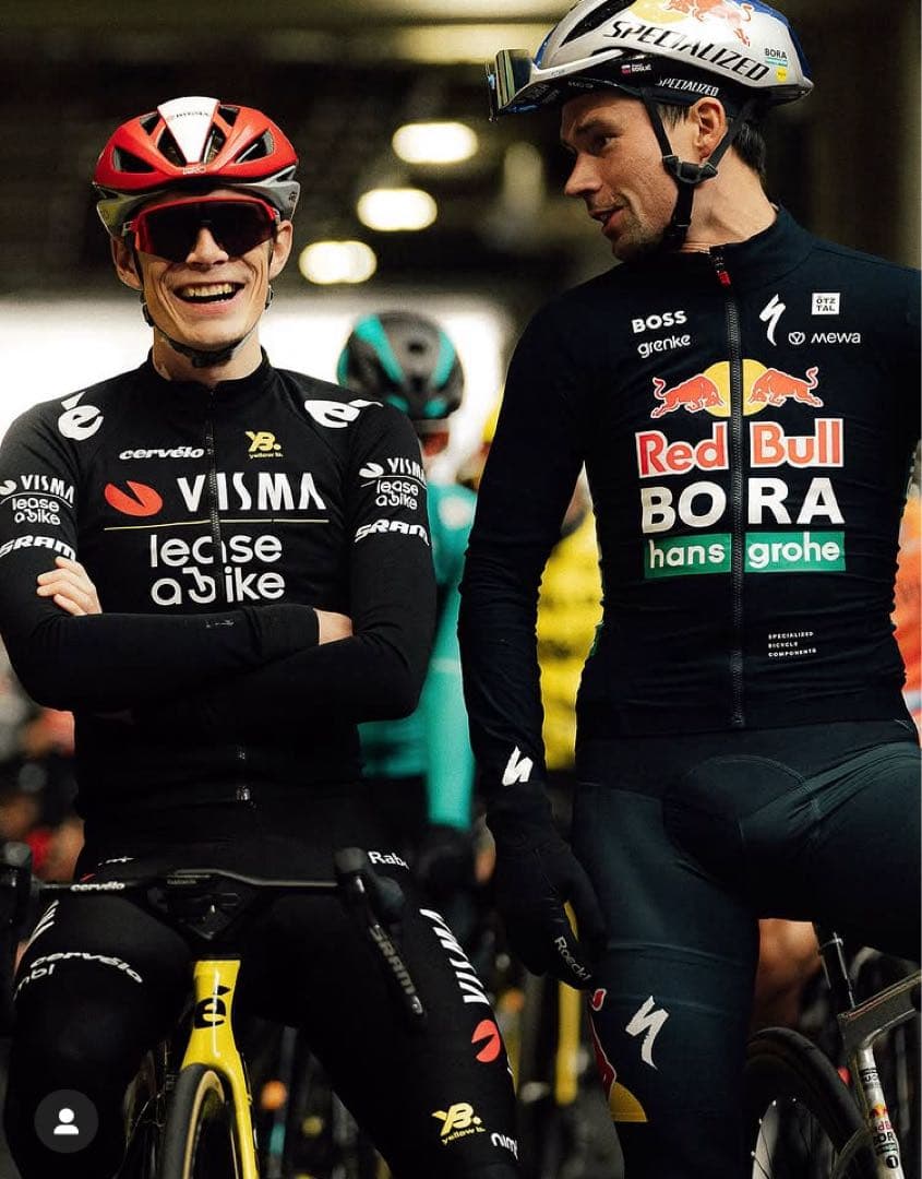 こ*へ様 選手支給品 レッドブルボーラハンスグローエ ウェザージャージ スペシャ