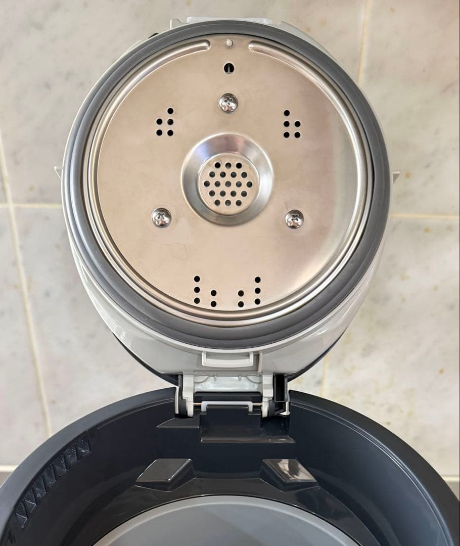 2025年製 象印 スチーム式加湿器 EE-TB60-BM（ブラック）