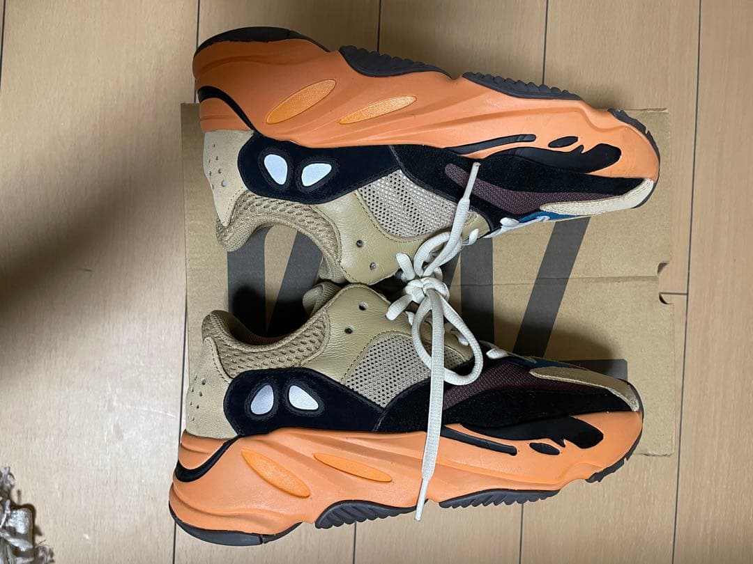 ADIDAS YEEZY BOOST 700 アディダス 23.5