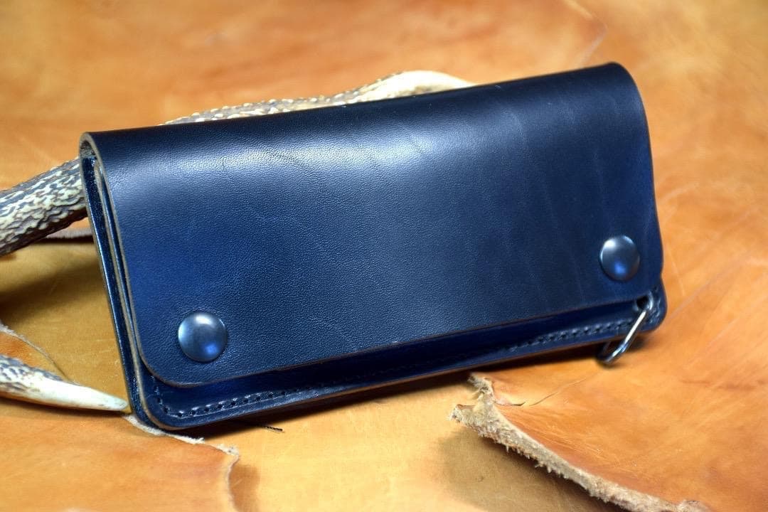 【MARYAM社 ホースバット】　トラッカーウォレット Scovill　黒　茶芯