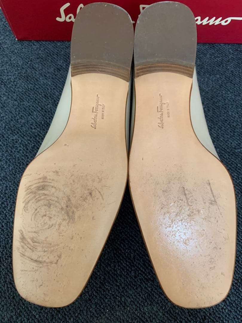 【超美品】値下げ！Salvatore Ferragamo FOREVER 6B