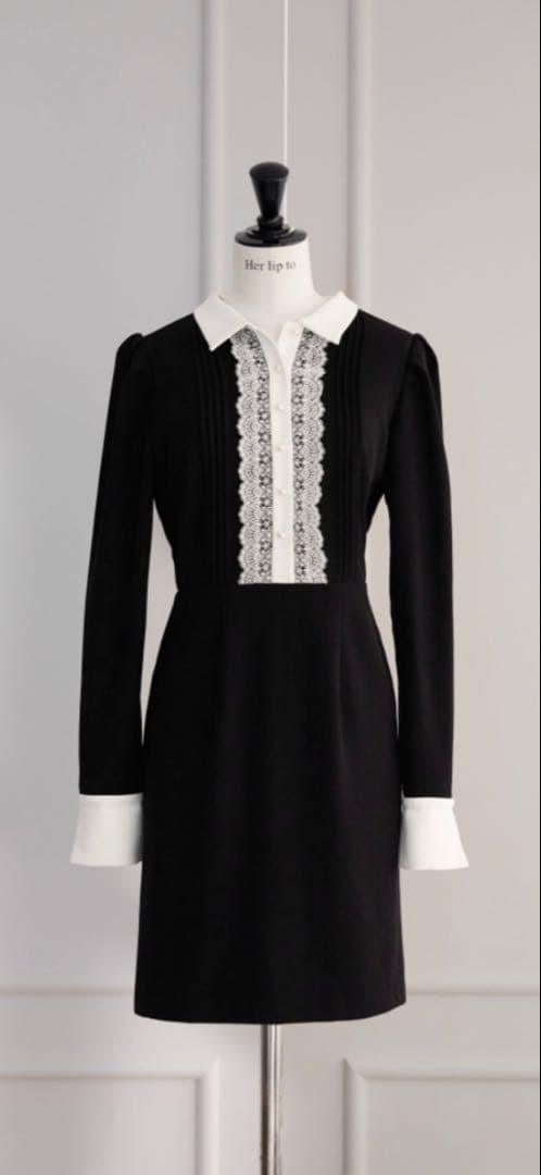 【新品タグ付き】Odette Lace Mini Dress