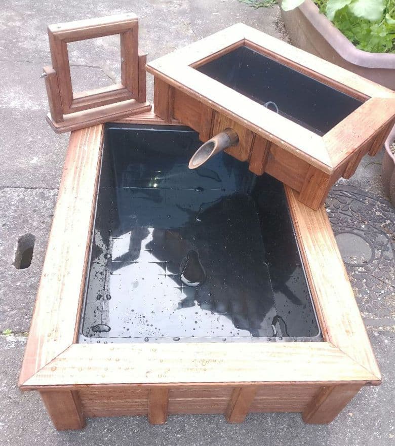 水換えの要らないビオトープ