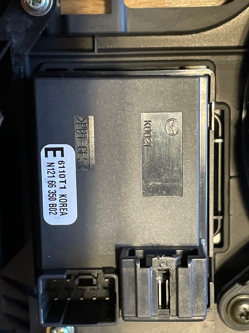 ロードスター NCEC NC センターコンソールパネル スイッチ付 MTブラック