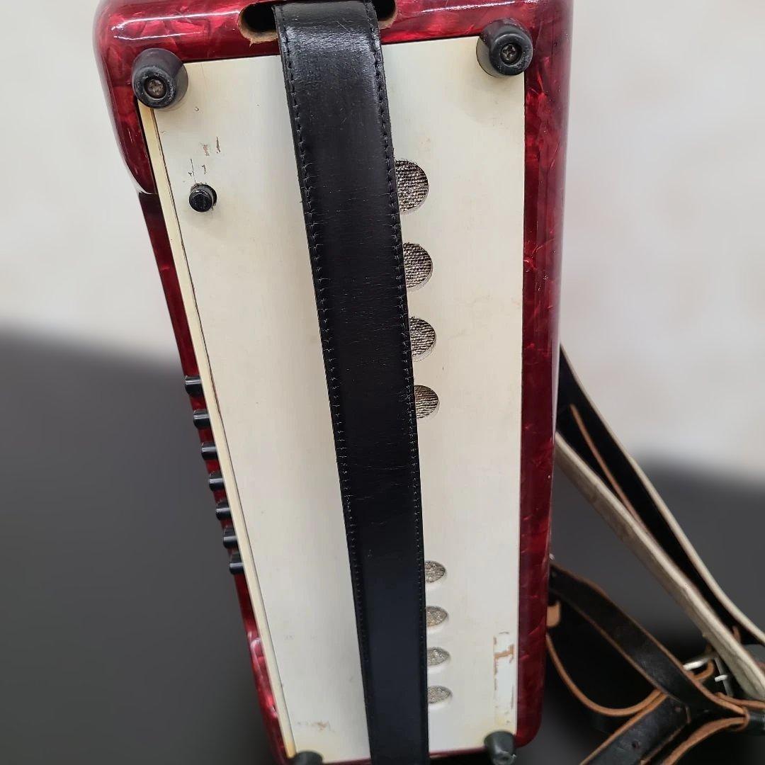 YAMAHA ヤマハ アコーディオン 赤 ベースボタン付き