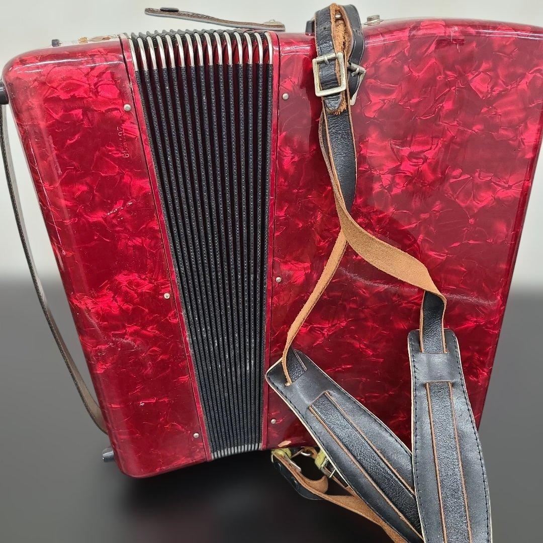 YAMAHA ヤマハ アコーディオン 赤 ベースボタン付き